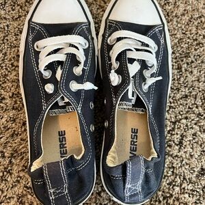 Converse Women’s Navy Sneakers